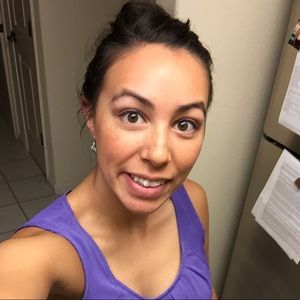 Meet your Posher, Arielle